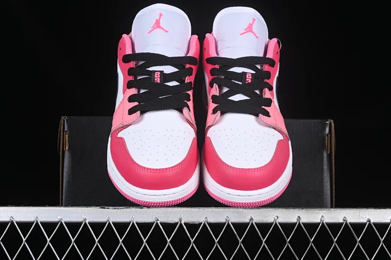 All categories Air Jordan Jordan series basketball shoes Air Jordan 1 Low G version pure original Air Jordan 1 Low AJ1 Joe 1 white pink low-top cultural basketball shoes 553560-162